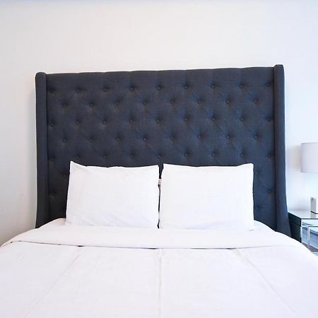The York Boutique Suites 토론토 외부 사진