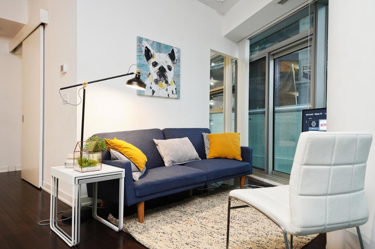 The York Boutique Suites 토론토 외부 사진