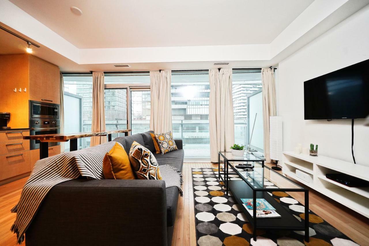 The York Boutique Suites 토론토 외부 사진