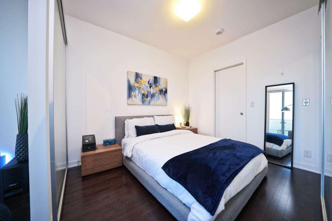 The York Boutique Suites 토론토 외부 사진