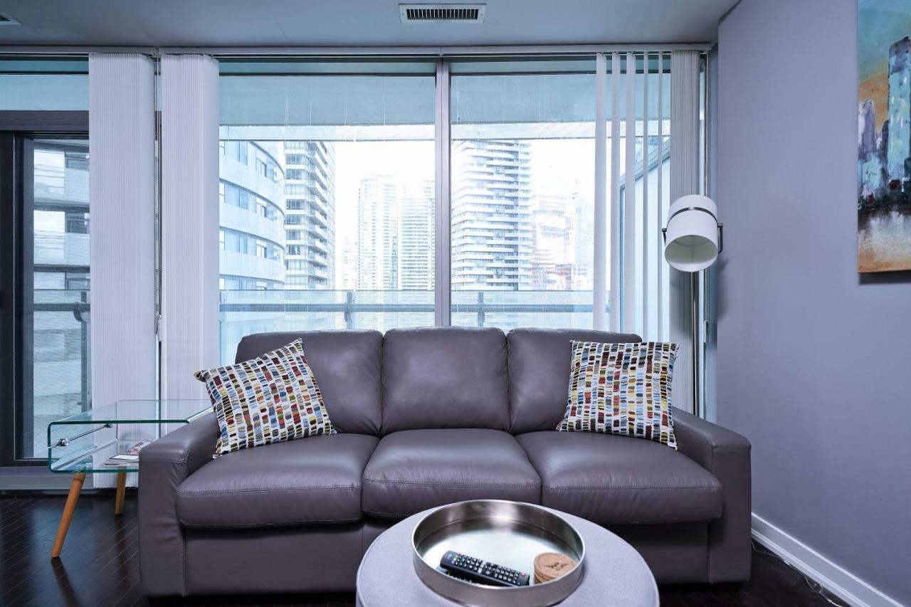 The York Boutique Suites 토론토 외부 사진