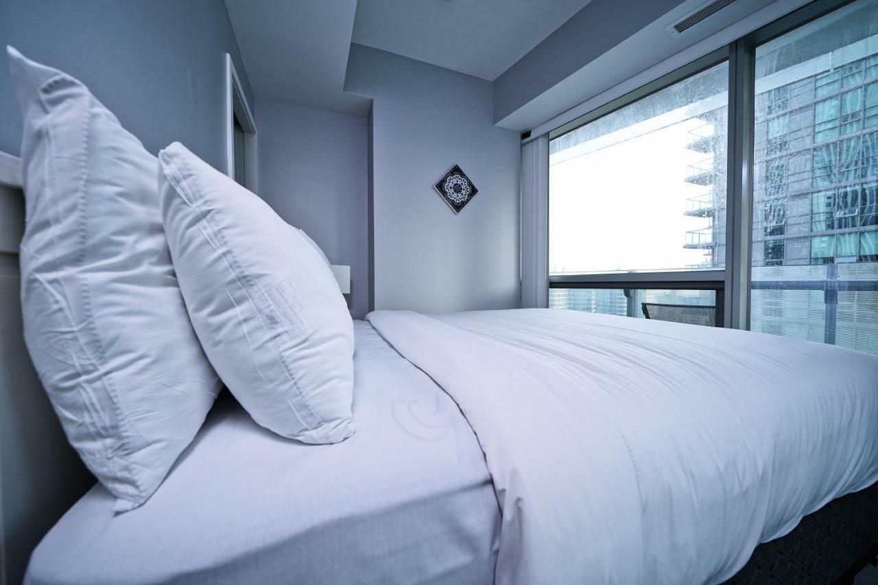 The York Boutique Suites 토론토 외부 사진