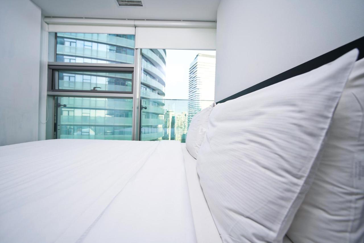 The York Boutique Suites 토론토 외부 사진